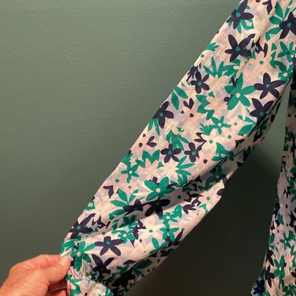 Talbots Blue and Green Cotton Top Size Medium - Picture 5 of 15